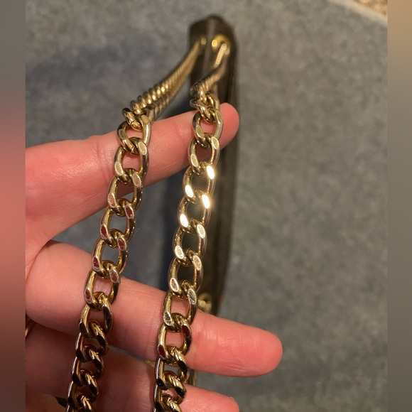 Michael Kors should clutch - Picture 5 of 5